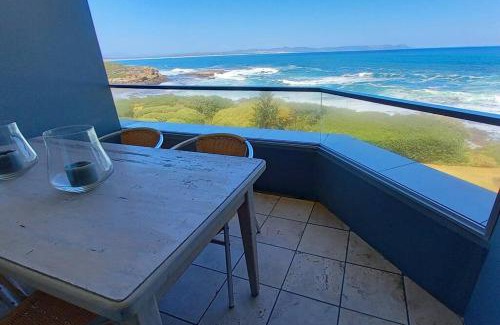 Eastcliff Apartment | 305B Bayview Breathe