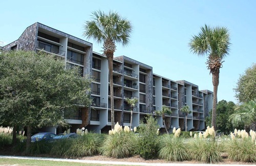 North Litchfield Beach Condo | 307 Litchfield Retreat, Renovated Condo, Partial Ocean Views, Pool
