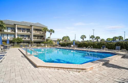 Seagrove Beach Apartment | 30A Emerald Hill Beach Resort by Panhandle Getaways