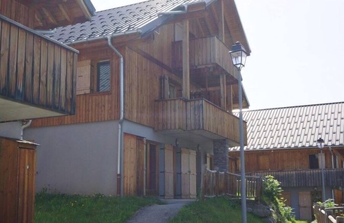 Saint-Jean-d'Arves Apartment | 32m2 apartment, 4 people in a quiet residence