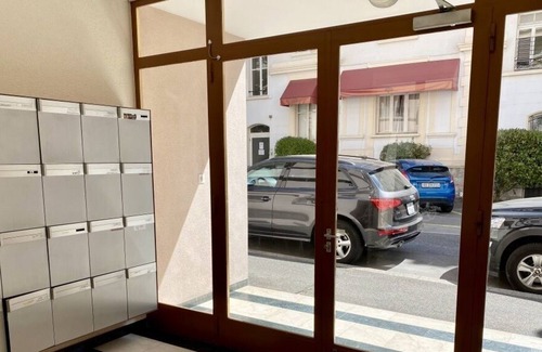 Lausanne Apartment | 332 * Near the lake and city center !