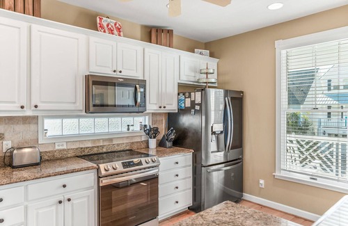 Saint Helena Island House | 332 Ocean Point