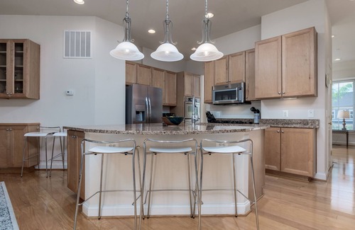 Long Neck House | 33500 Marina Bay - BEAUTIFUL NEW HOME IN THE PENINSULA!