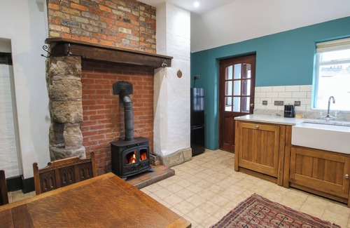 Coalbrookdale Cottage | 34 THE WHARFAGE, pet friendly, with open fire in Ironbridge