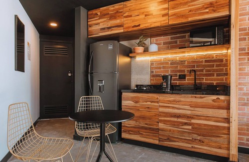 Laureles Hotel | 3450 Living