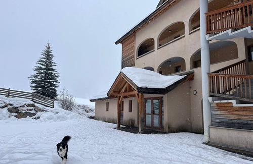 Arvieux Apartment | 35 m 2 6-bed apartment at the foot of the slopes with magnificent valley views