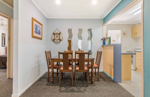 Golden Beach House | 35 Nelson Street Golden Beach, QLD