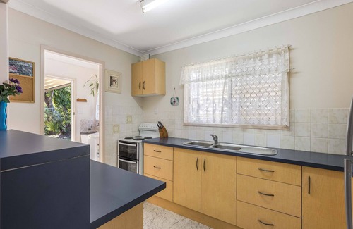 Golden Beach House | 35 Nelson Street Golden Beach, QLD