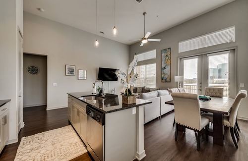 Las Colinas Apartment | 35% OFF 3BD, Pool, Lakeview, HWY348 - Las Colinas