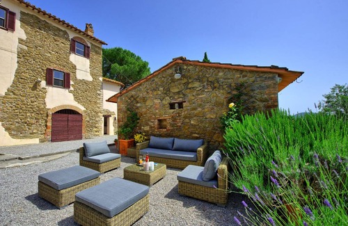 Agello Villa | 350 m² Villa ∙ 4 bedrooms ∙ 11 guests