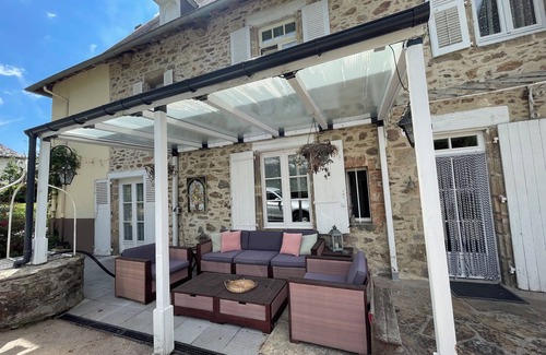 Masseret Villa | 350-year-old Typical French Villa, gated garden, swimming pool, private parking.