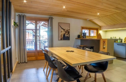 Les Prodains Apartment | 350m from ski slopes, 1st floor, view village, balcony, fireplace or stove, parking, tv, ski locker