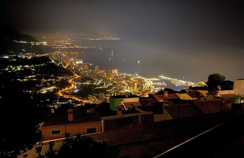 La Turbie House | 350m2 House - 5 BR – heated pool – quiet surroundings