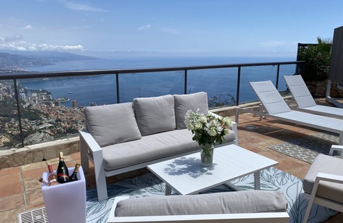 La Turbie House | 350m2 House - 5 BR – heated pool – quiet surroundings