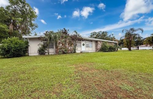 Tampa House | 3517 River Grove Drive