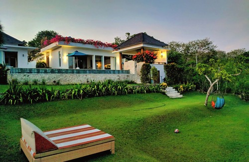 Penida Island Villa | 353 Degrees North