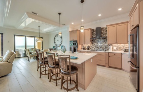 Mid Island House | 3552/3554 Big Kahuna Oasis: 10BR, Pools & Beach Access