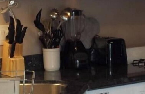 Menlo Park Apartment | 359#B Dwntwn 2bdrm/1.5bath w/Den Laundry AC