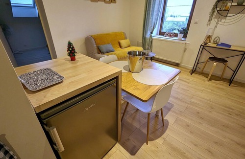 Soultz-Haut-Rhin Apartment | 35m² air-conditioned apartment for 2 travelers with a completely private entrance.