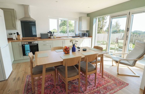 Brynteg Cottage | 36 PARC DELFRYN, pet friendly, character holiday cottage in Benllech