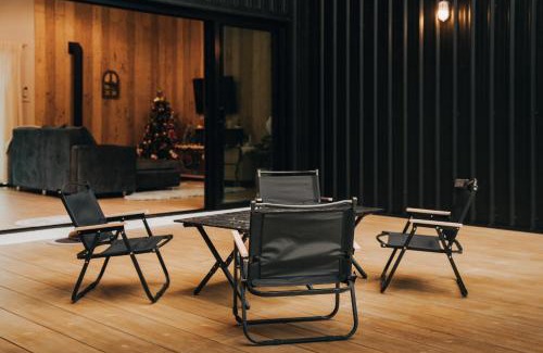 Mae Rim House | 360 Black Cabin CNX