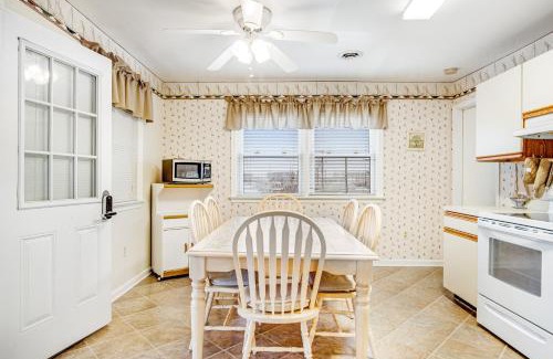 Fenwick Island Apartment | 37534 Lighthouse Rd #202