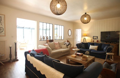 Aureilhan House | 380 m² House ∙ 7 bedrooms ∙ 16 guests