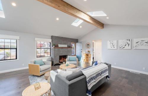 Del Rey Oaks House | 3849 La Vista Portola home