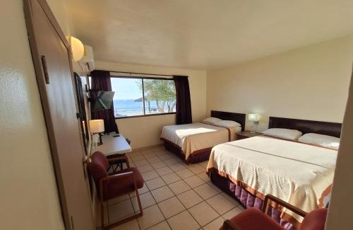 San Felipe Hotel | #39 Bungalow Seaside Hotel & Victors RV Park