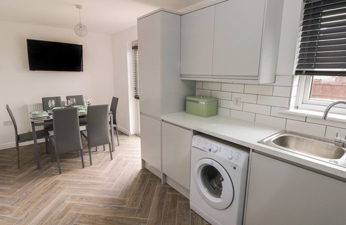 Port Talbot House | 39 MARINERS QUAY, pet friendly, with a garden in Port Talbot