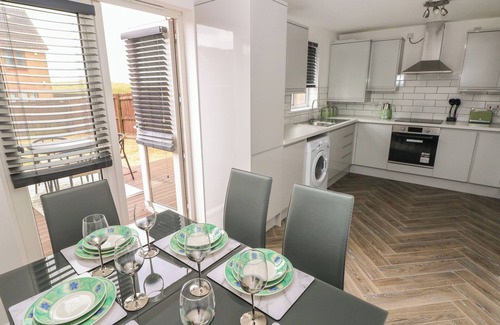 Port Talbot House | 39 MARINERS QUAY, pet friendly, with a garden in Port Talbot