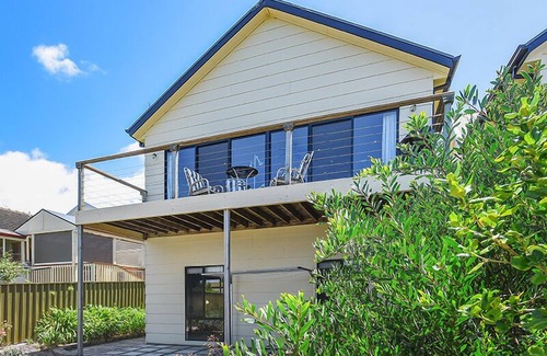 Hayborough House | 3A Rupara - Ocean Views - Family