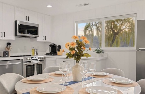 Bremerton House | 3B2B Lower Unit Amazing Oceanfront & Rainier Views