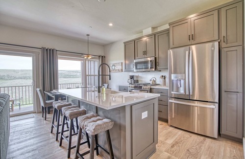 Grand Elk Ranch House | 3BD, 2.5BA, Deck, Golf, 5 min Ski Granby, 25 min WP, Dogs Welcome,