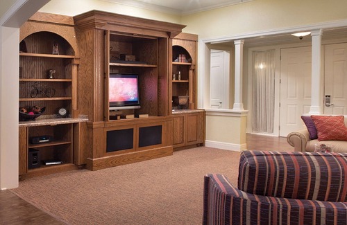 Table Rock Resort | 3BD Deluxe/Branson - w/Pools, BBQ, Game Room, Gym!