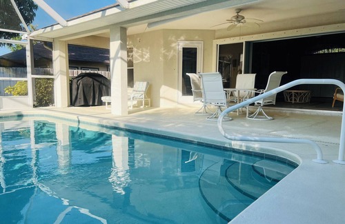 Sebastian Highlands House | 3Bed/2bath Private Wet Heated Pool, Near Beaches!