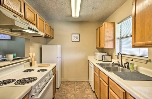 Highlands - Perkins Condo | 3Bed/3Bath Condo 3 miles from LSU