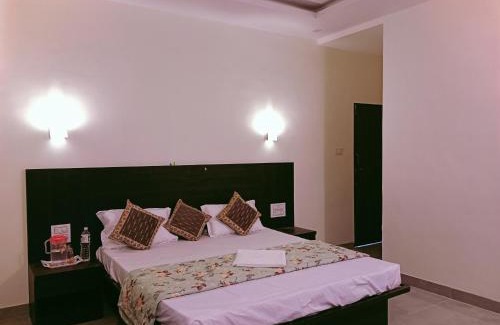 Mahabaleshwar Villa | 3BHK Browne Villa By Holiday Villass Mahabaleshwar