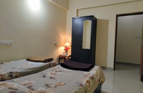 Palm Meadows Apartment | 3BHK Flat - Metro Nearby and MNC's at EPIP Zone