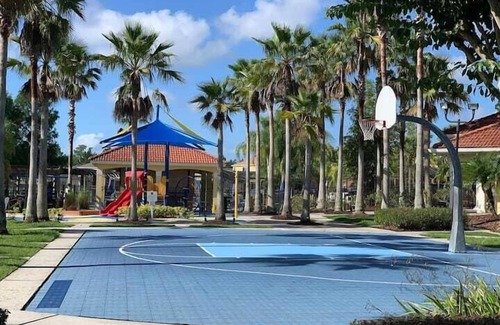 Kissimmee House | 3BR, 2.5BA Townhome w/Lake View, Sunny Rear Yard, Private Patio & Hot Tub (4715)