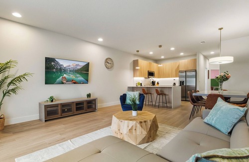 Clear Creek House | 3BR/3BA Villa Private Pool+Themed Room+GameRoom