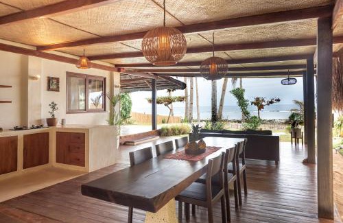 Catangnan Villa | 3BR Beachfront Villa, Pool, Garden, Surf Spot
