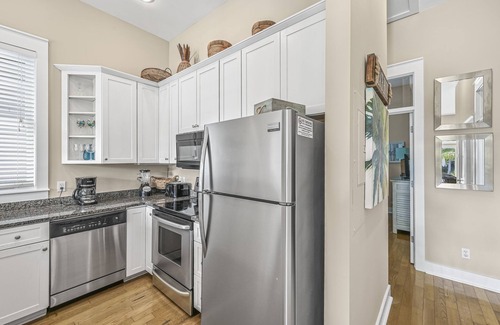 Holiday Isle House | 3BR Family Beach Home with Private Pool + Easy Beach Access | Shore Fun