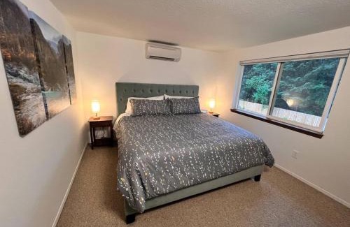 Back Loop House | 3br Home In Valley - King Beds & Bunk Beds