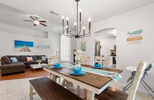 Indian Wells House | 3BR Home w/Pool & Game Room | Disney 10min