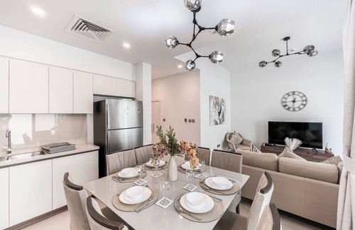 Dubai House | 3BR + Maid Villa in Camelia - Arabian Ranches 2