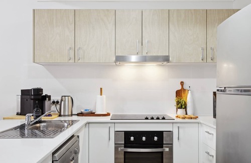 Northbridge House | 3BR Townhouse close to RAC Arena