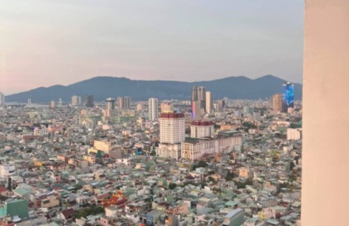 Vinh Trung Apartment | 3Brs 2Ba 110m2 Flat, City Center w/Sea & Lake view in Da Nang