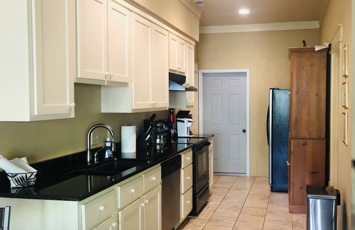 Central House | 3Mi to Death Valley! 3BR&2BA