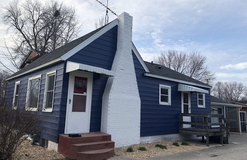 Clear Lake House | 3rd and Surf- 2 blocks from the lake, 1 block from the Legendary Surf Ballroom